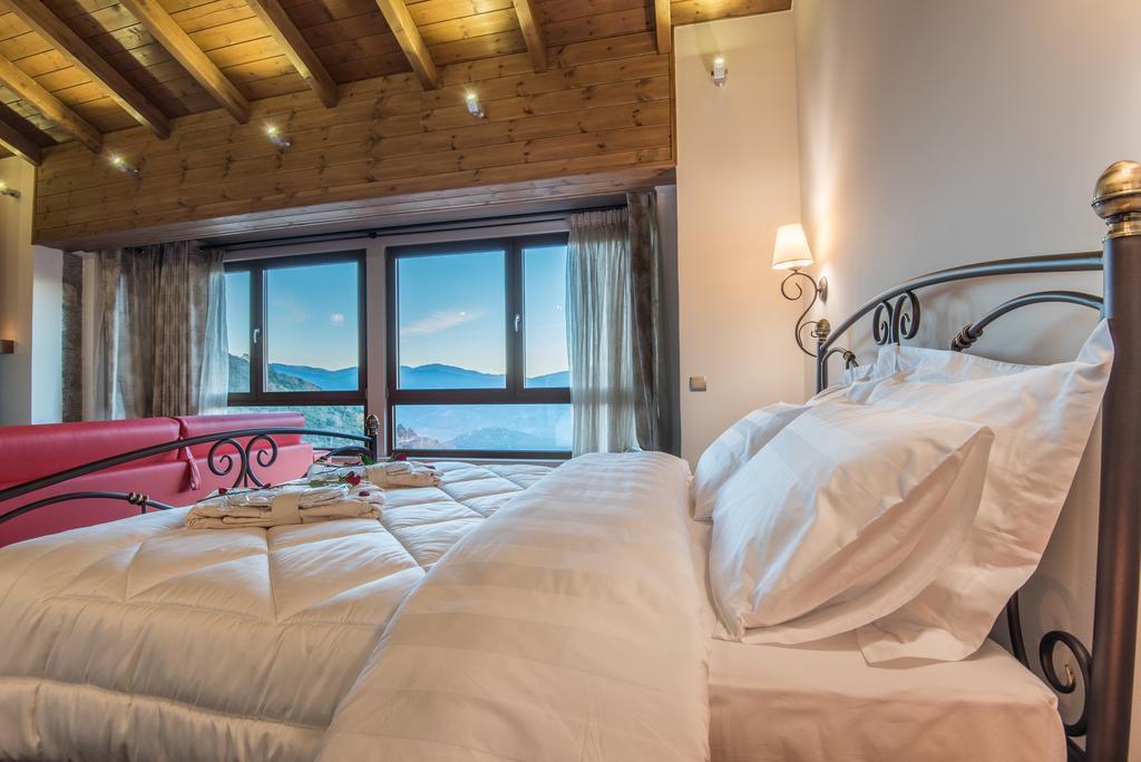 The View Village - Villas Suites & Spa Karpenísion Zewnętrze zdjęcie