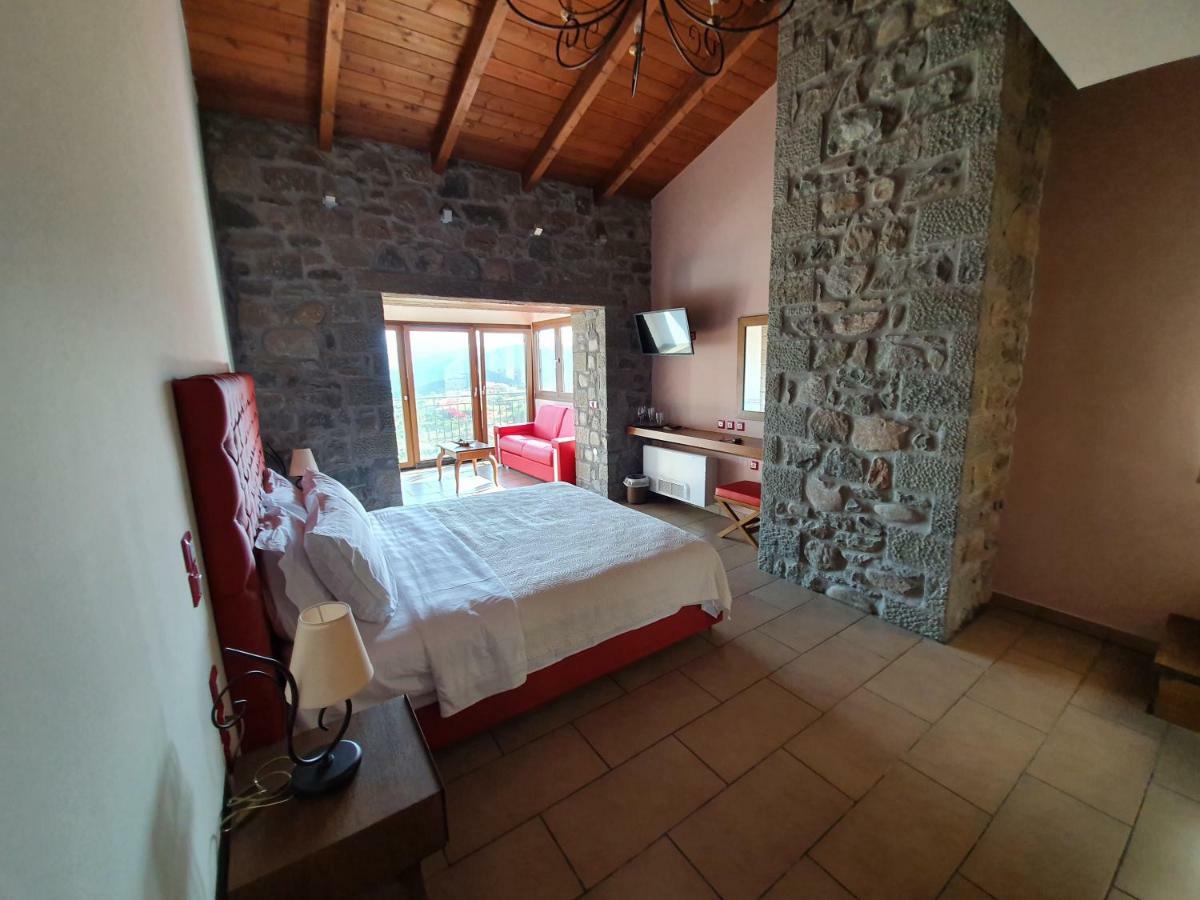 The View Village - Villas Suites & Spa Karpenísion Zewnętrze zdjęcie